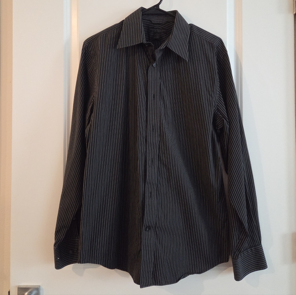 Express Men's Black and White Striped Shirt
